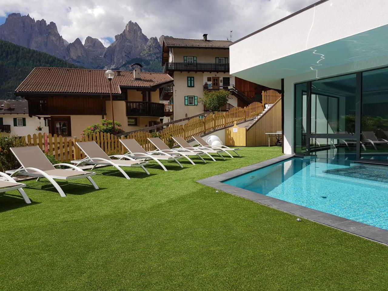 Sport Hotel Majare Поца ди Фаса Екстериор снимка